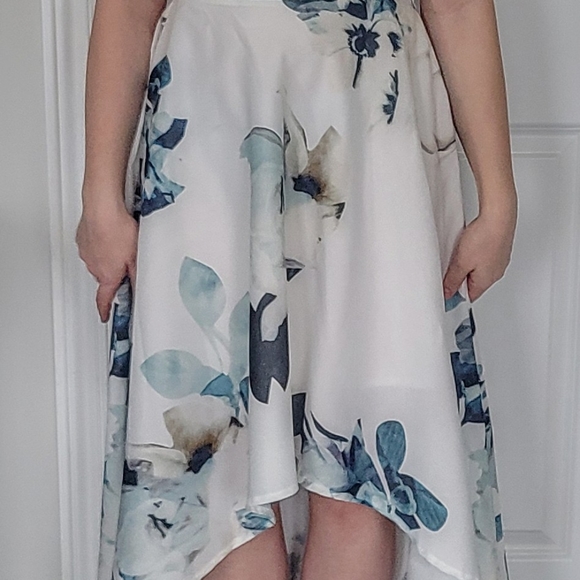 FASHION NOVA Floral High Low Dress - Picture 3 of 3